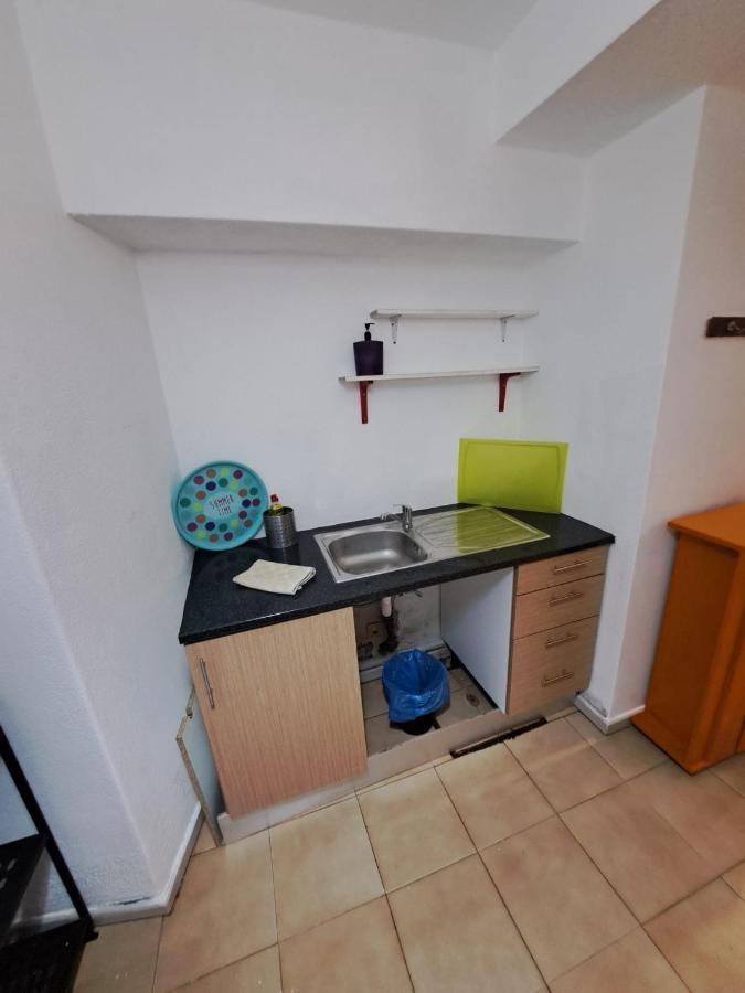 Spacious Economic Center Flat * Porto