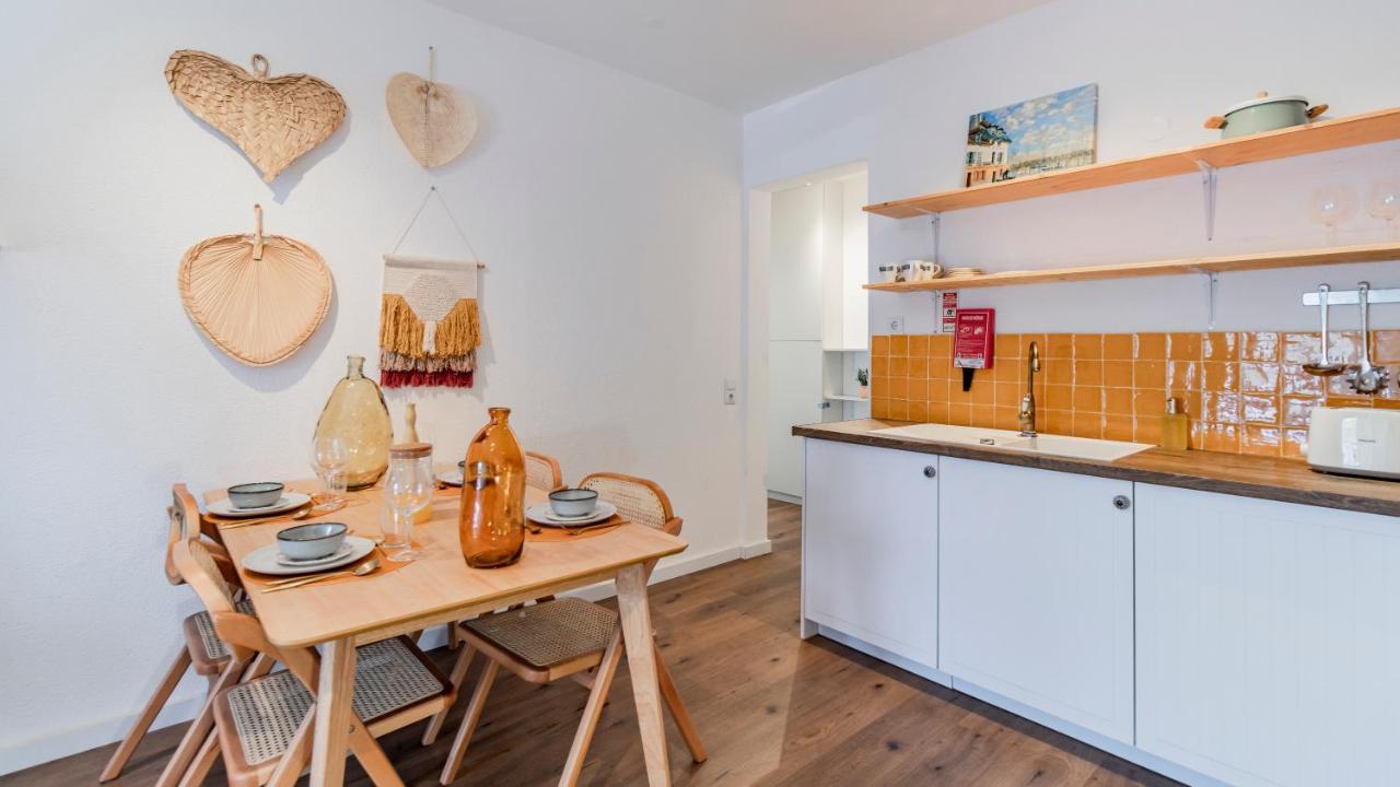 Happy Corner In The Heart Of By Lovelystay Apartment *