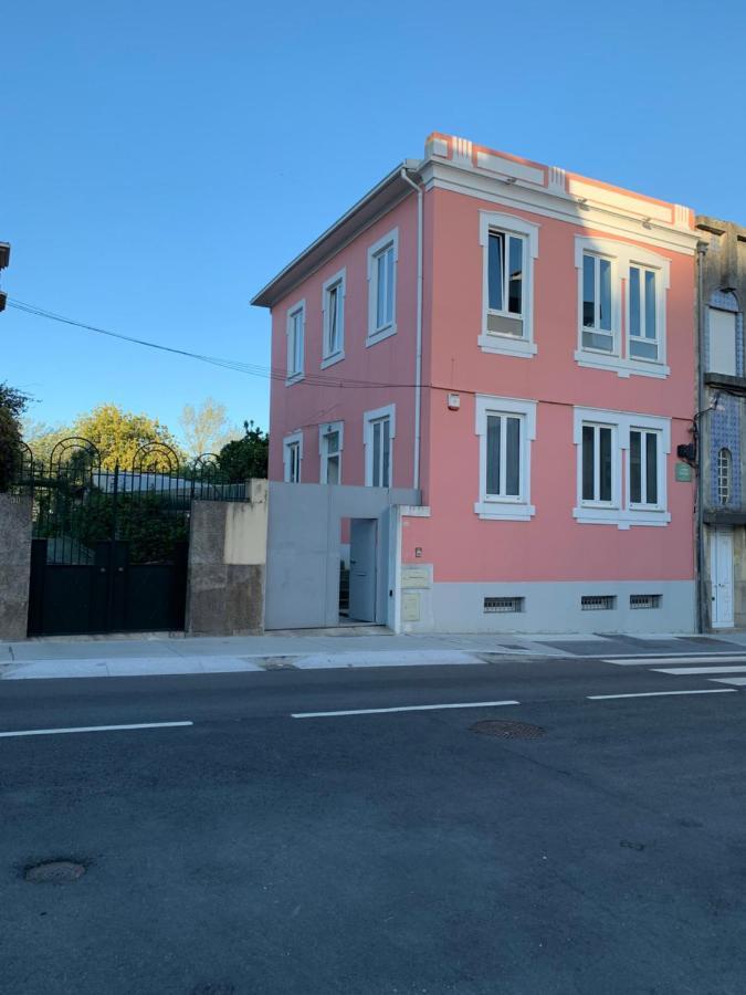 Luxurious Pink House And Parking *