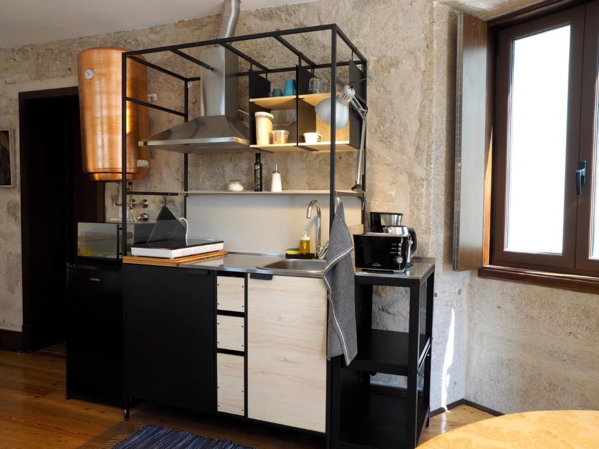Framer's House - Authentic Downtown Apartment