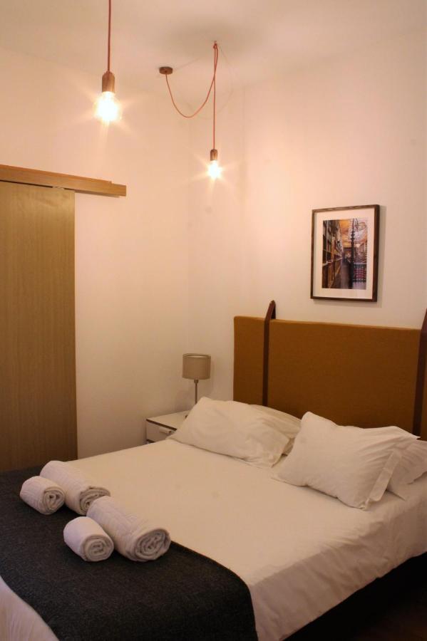Entreparedes Apartment