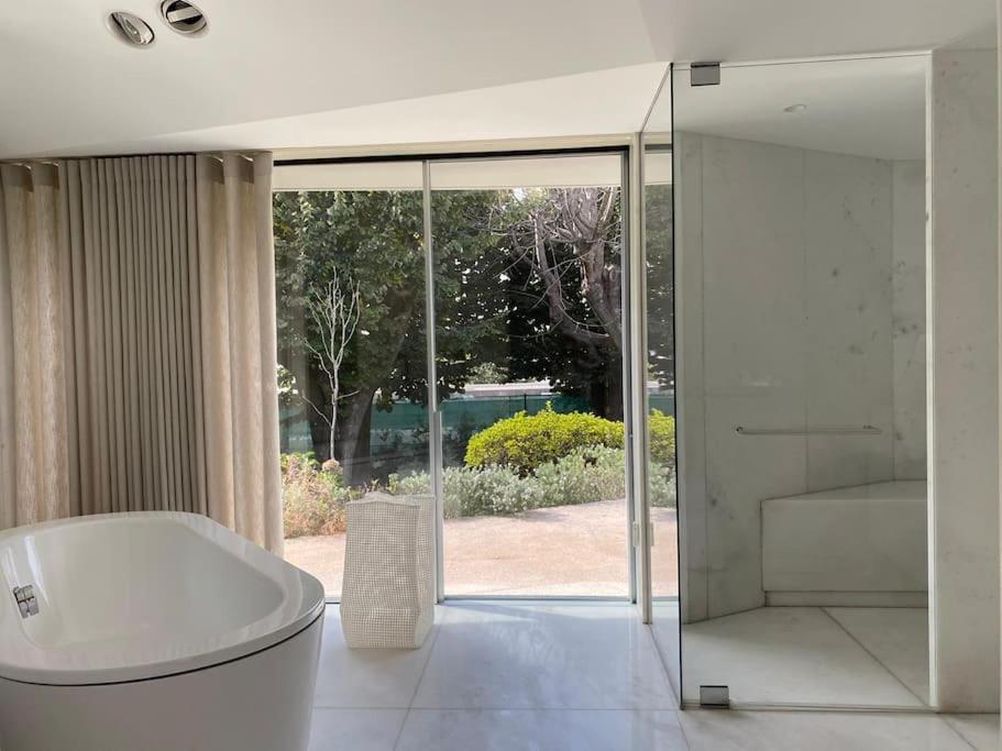 Villa Boomerang House - Luxury House Next To City Park Porto
