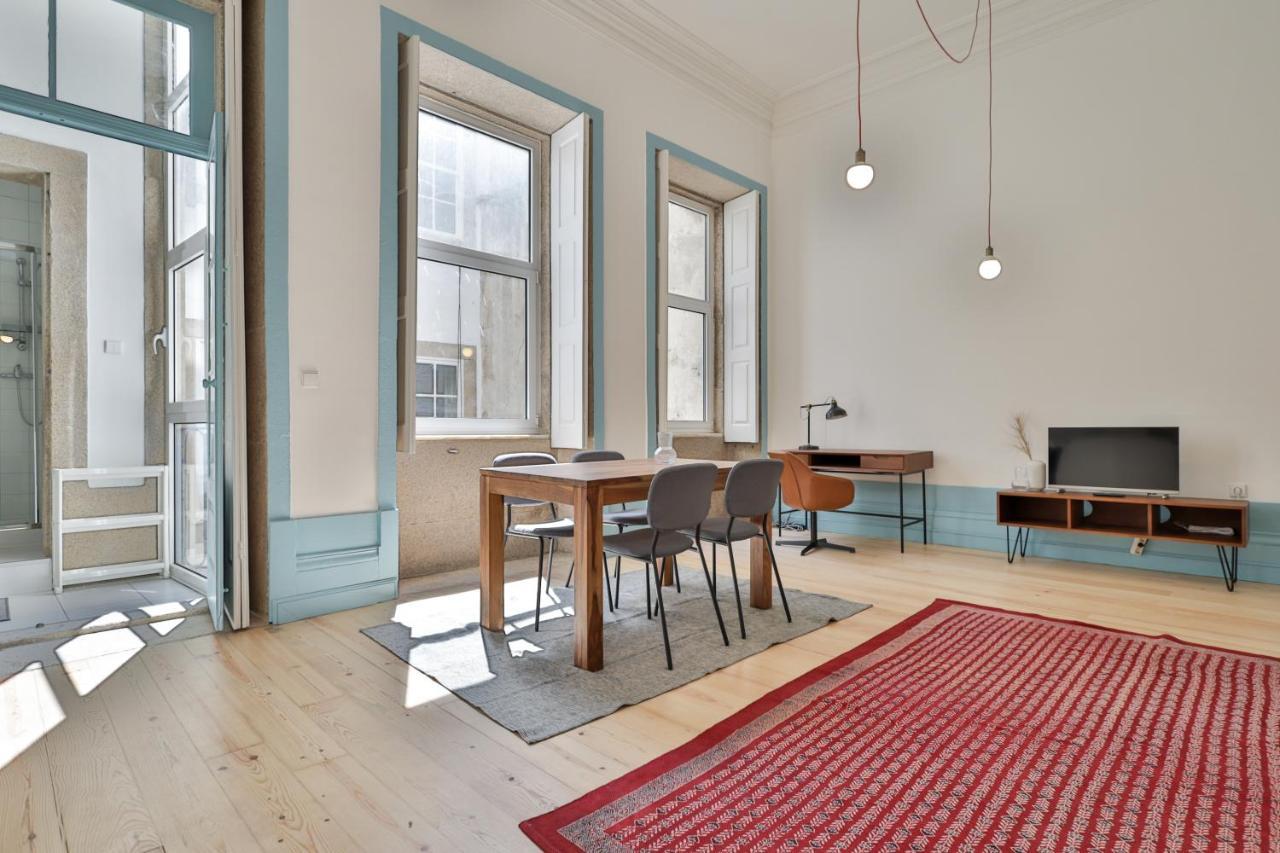 Apartment Adorable In Great Area