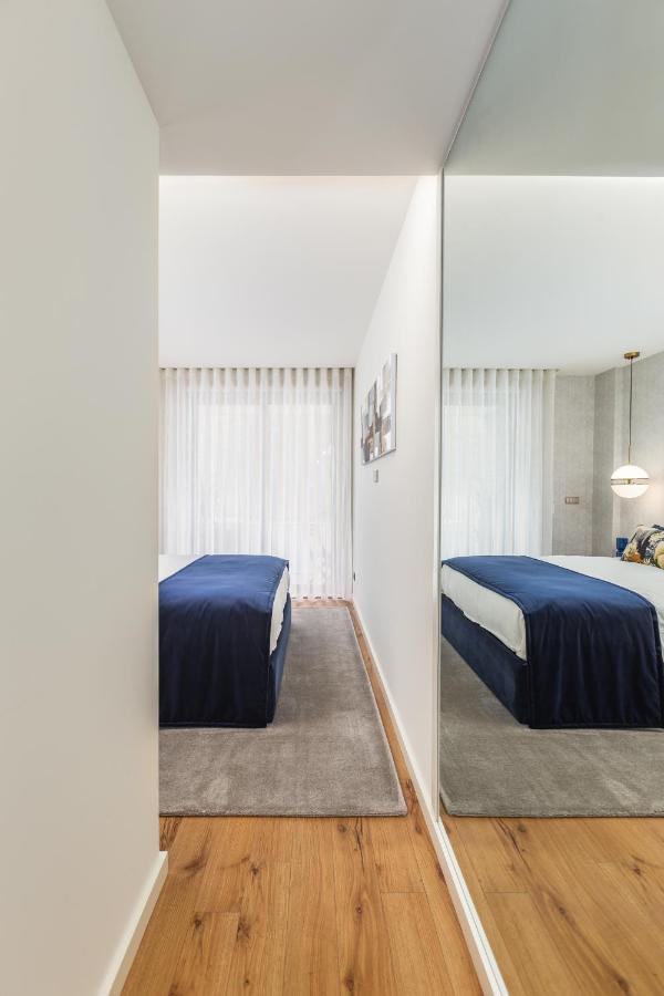 Design Flat In Downtown Ii