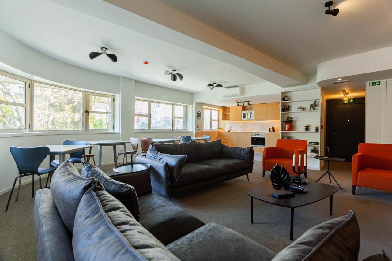 Bed & Breakfast View -