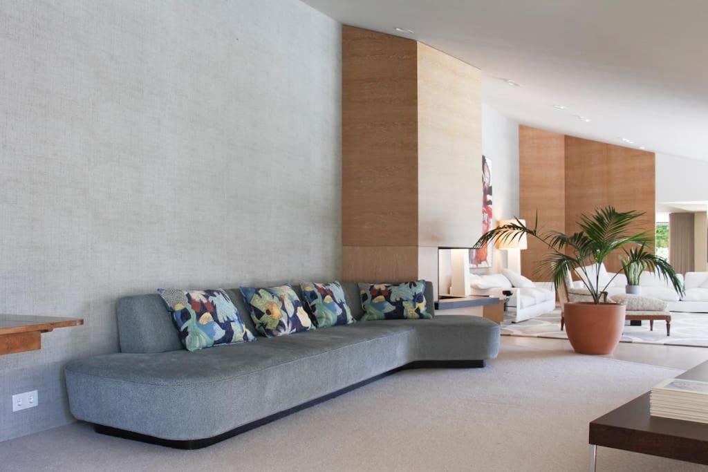 Boomerang House - Luxury House Next To City Park