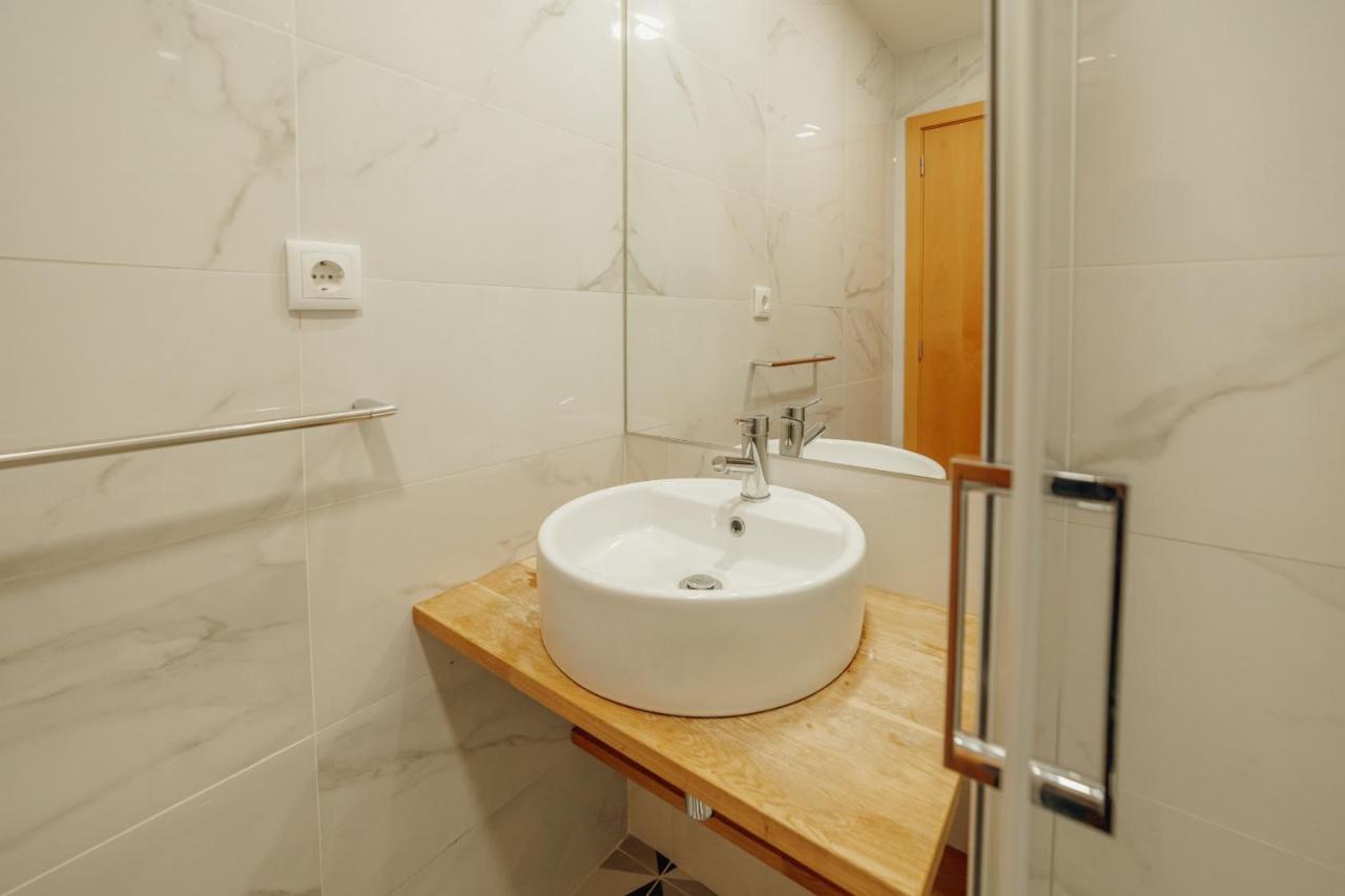 Aliados Suites By Homing Gasthof Porto