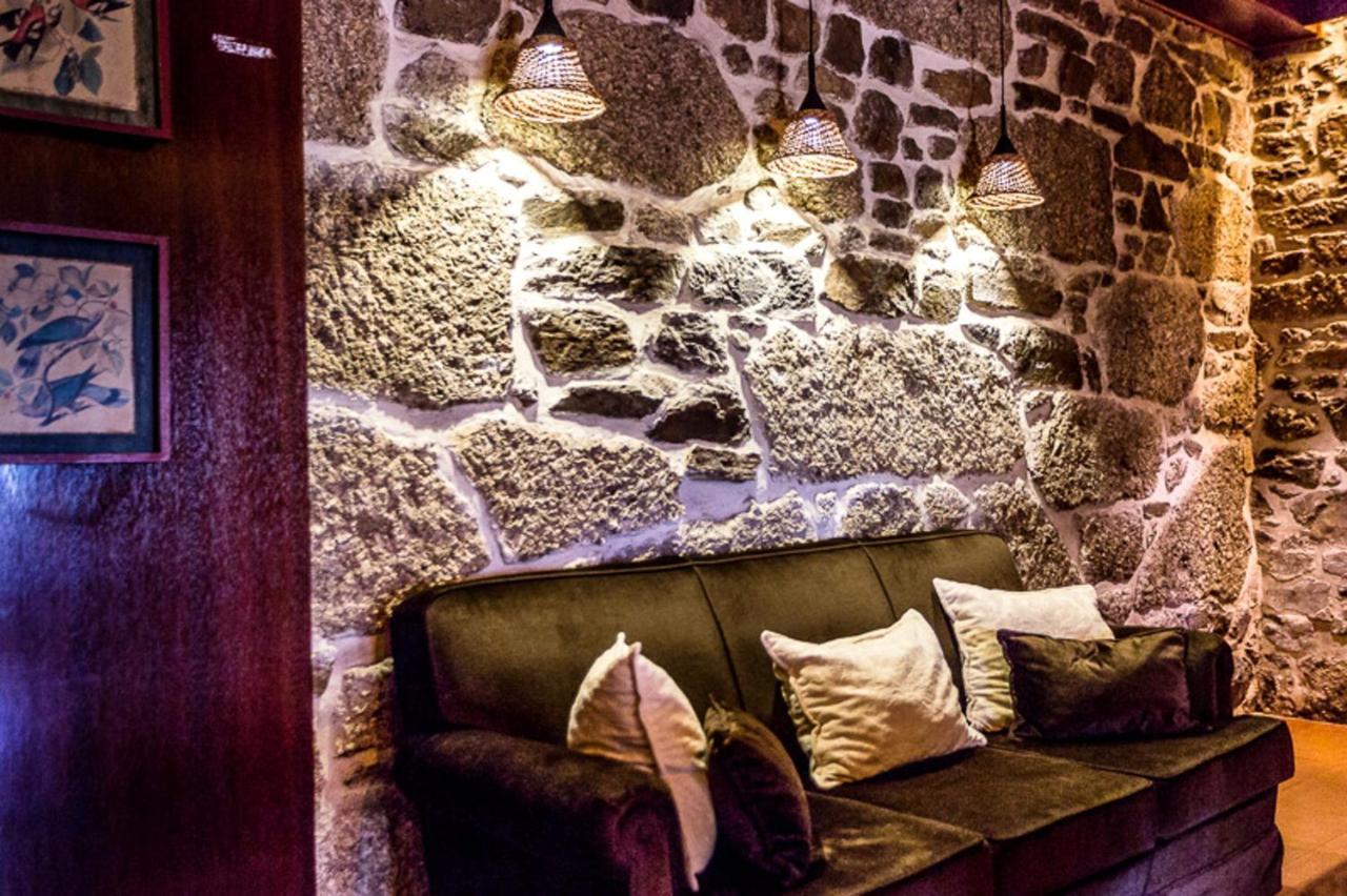 Apartment One Bedroom With Shared Pool Jacuzzi And Furnished Terrace At Armamar