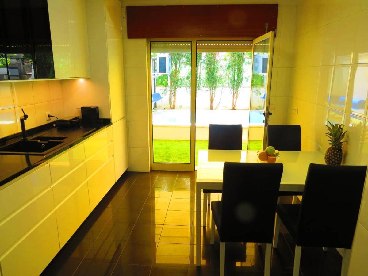 Elegant In With Pool & Jacuzzi Villa