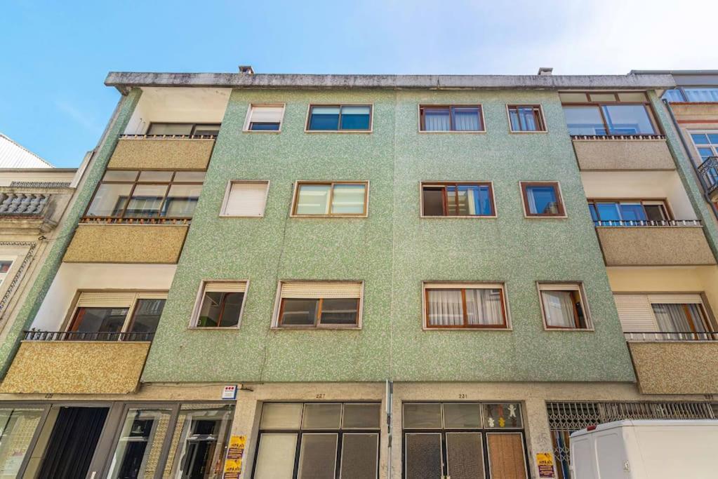 Bombarda 231 By Innkeeper * Porto