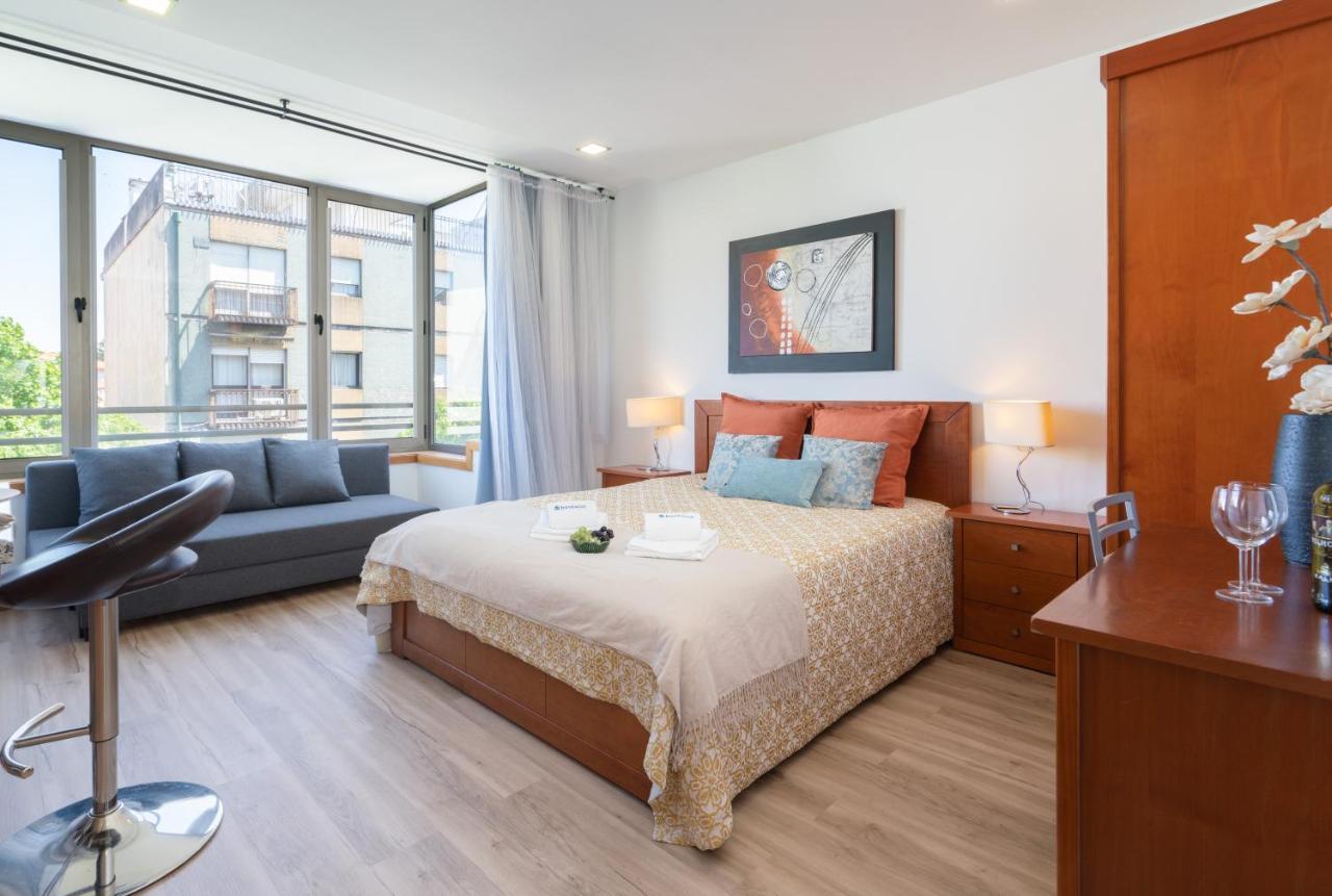 Apartment Bright Quiet Flats W/ Terrace *