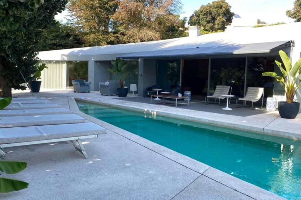 Boomerang House - Luxury House Next To City Park
