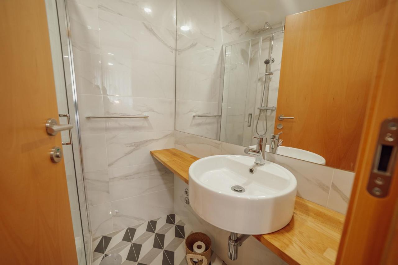 Aliados Suites By Homing Gasthof *