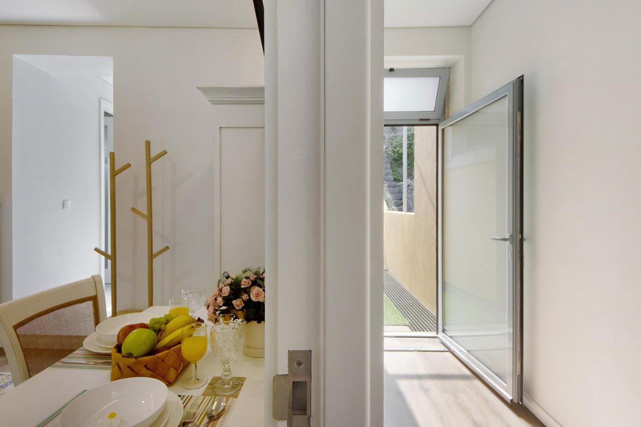 Village 8 * Porto