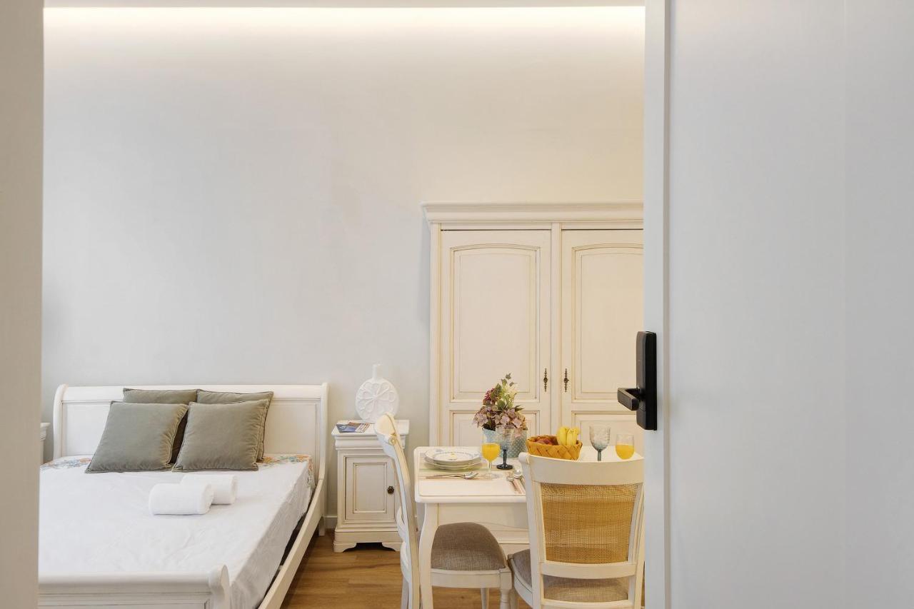 Apartment Village 1 *