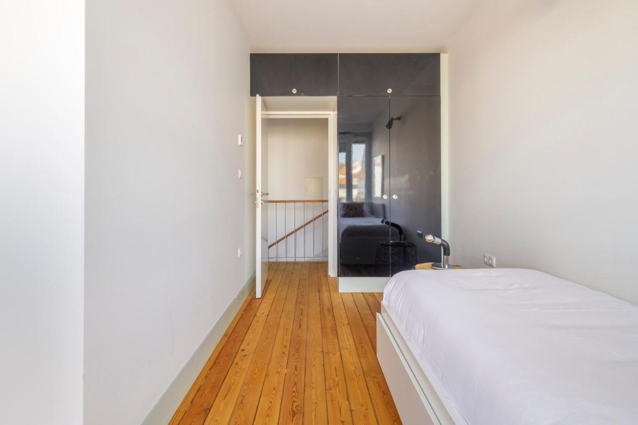 Design Poveiros Duplex Apartment *