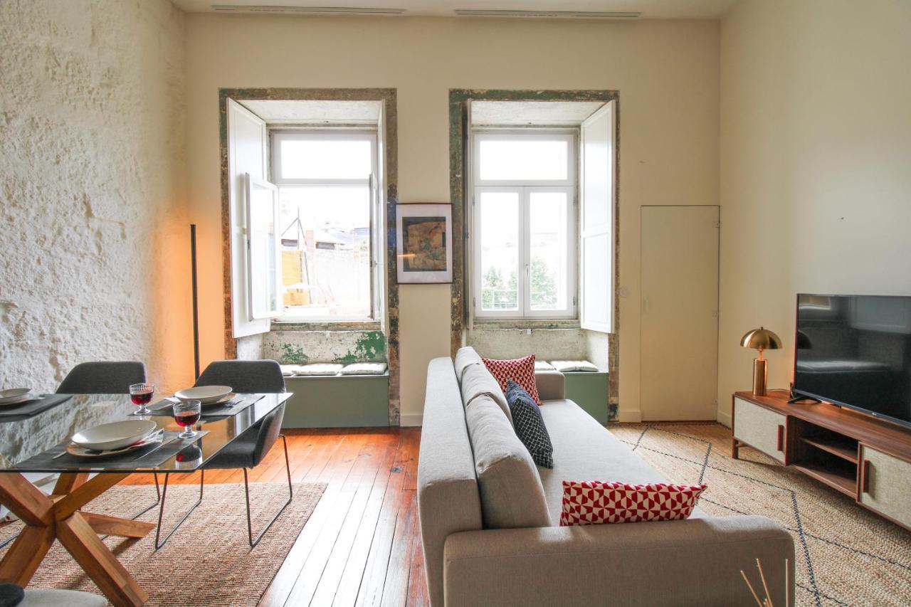 Cativo Mezzanine Loft Apartment *