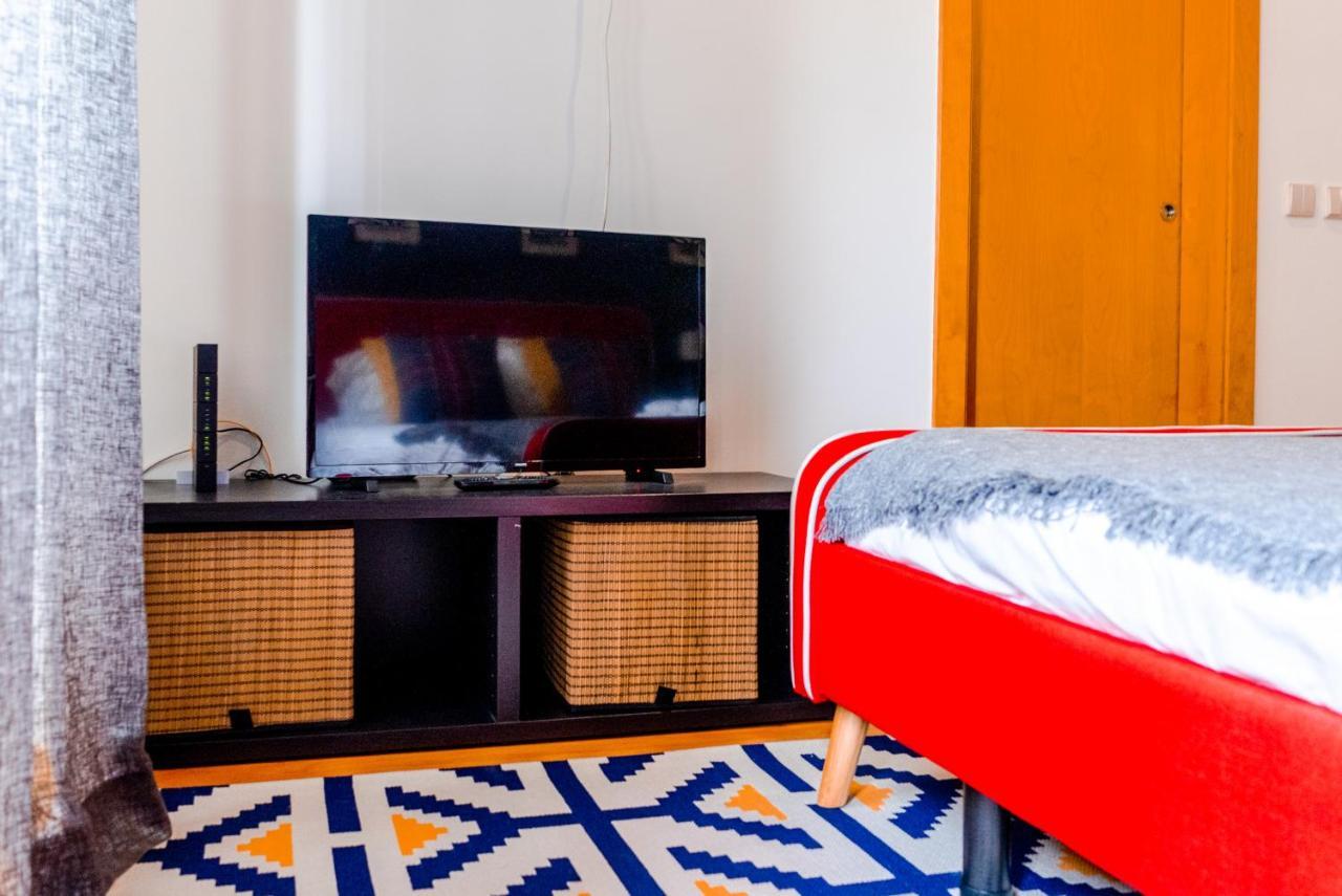 Apartment Cozy In The Heart Of Lapa - 5min Walk To Metro!