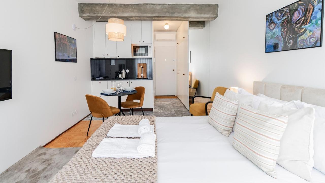 Ceuta By Lovelystay Apartment
