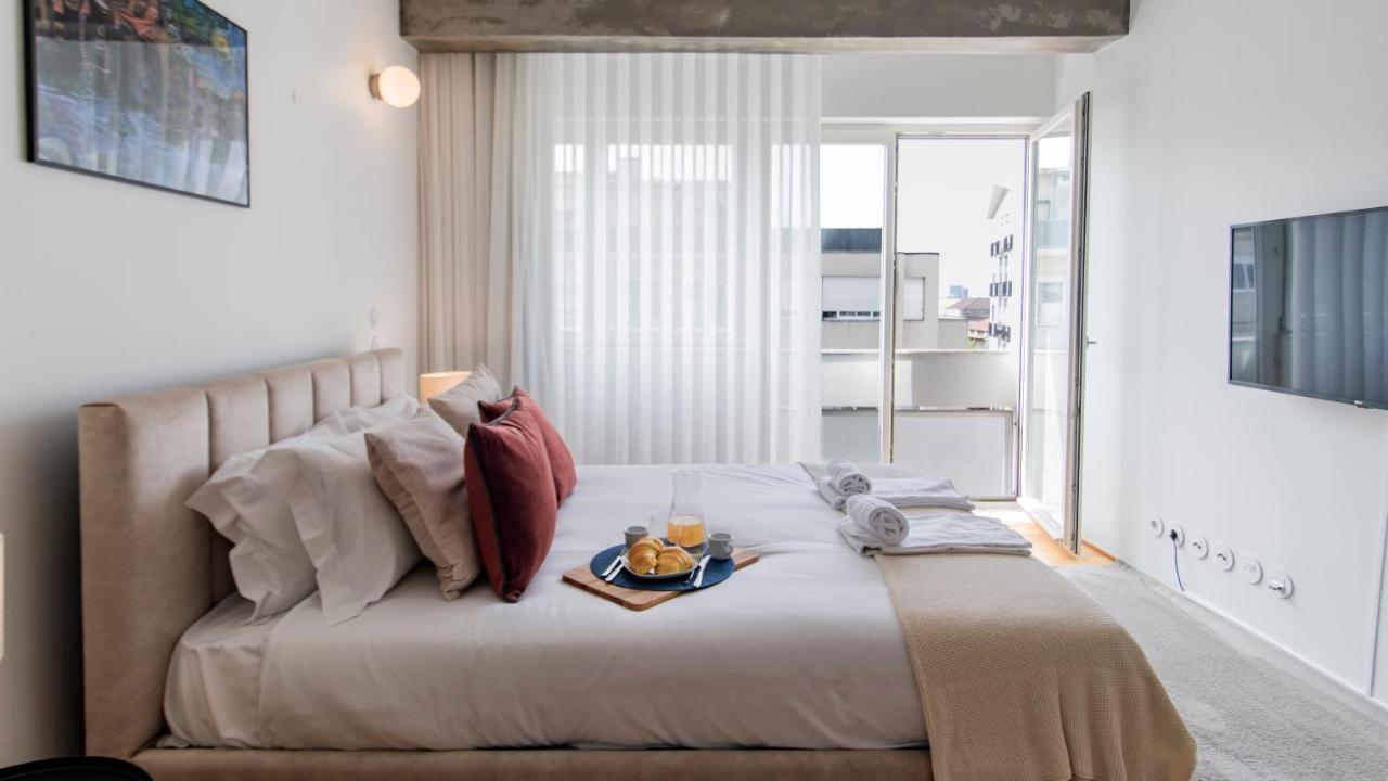 Ceuta By Lovelystay Apartment