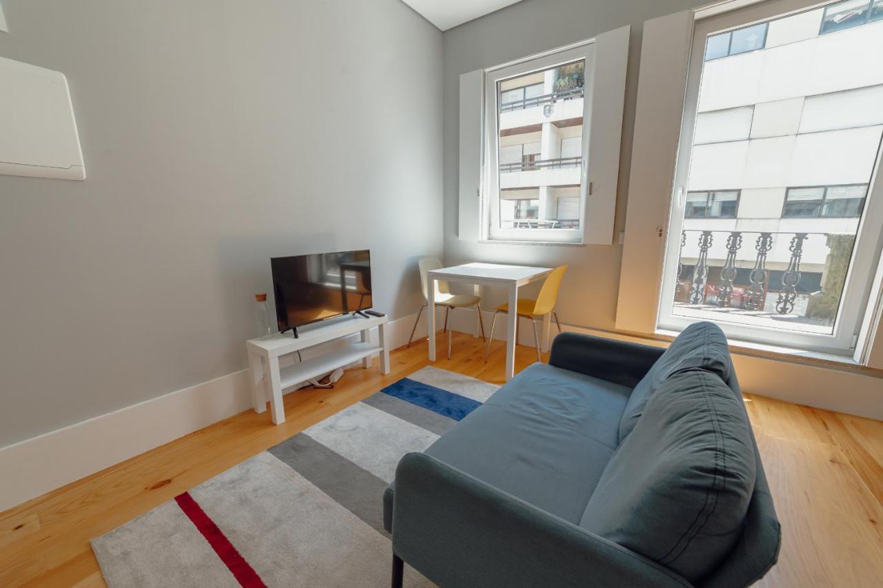 Apartment Downtown Santos With Terrace By Homing