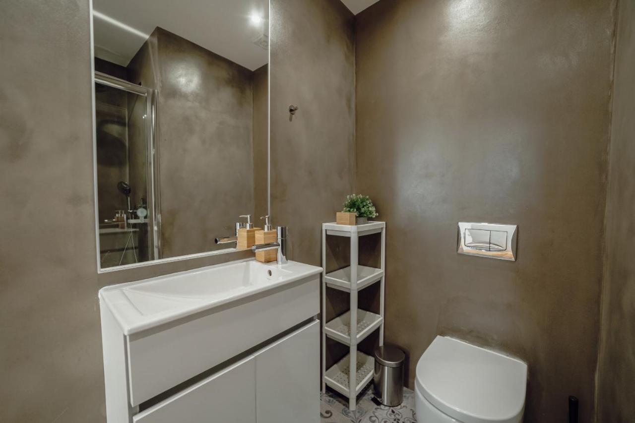 Apartment Downtown Santos With Terrace By Homing Porto