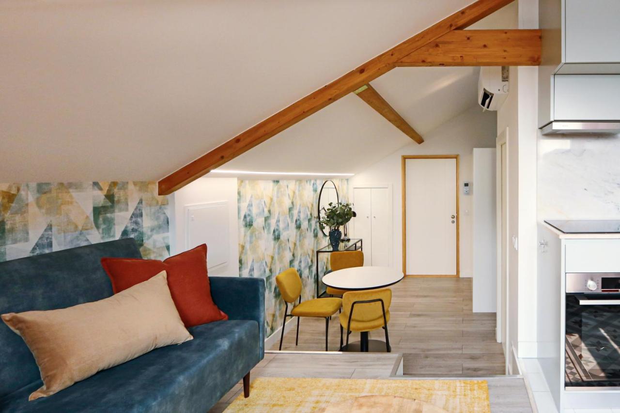 Apartment Hm - Feeling Campanha