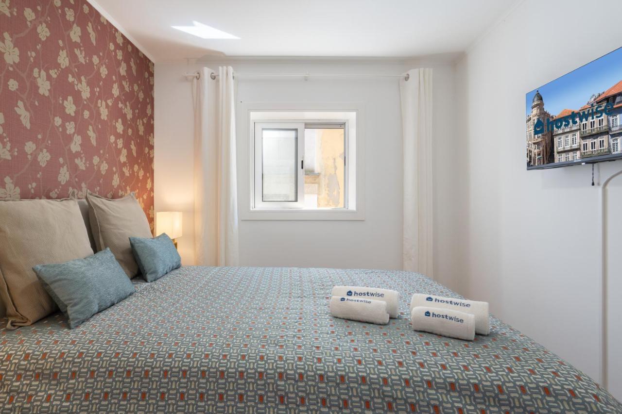 Ferienhaus Welcoming Adorable House - Ace Location *
