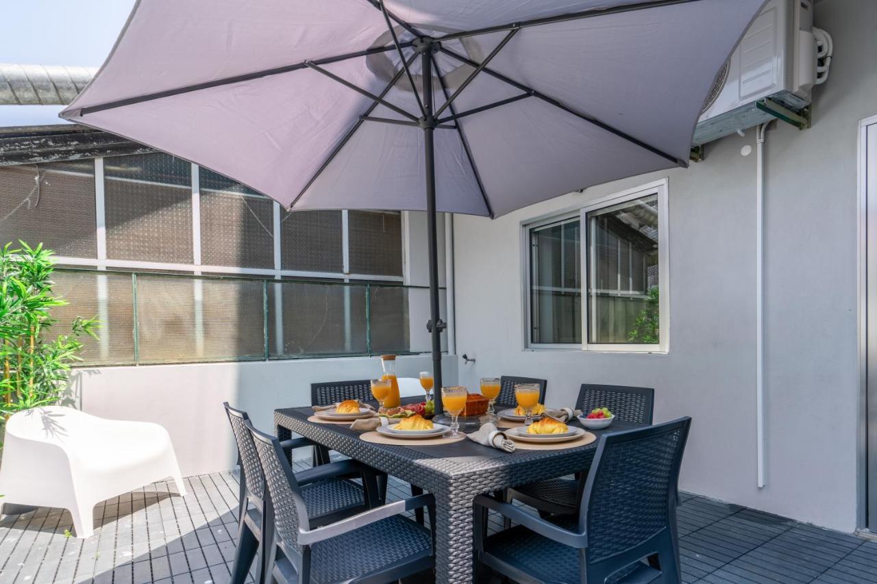 Modern Flats With Stunning Terrace Or Balcony - Location Apartment *