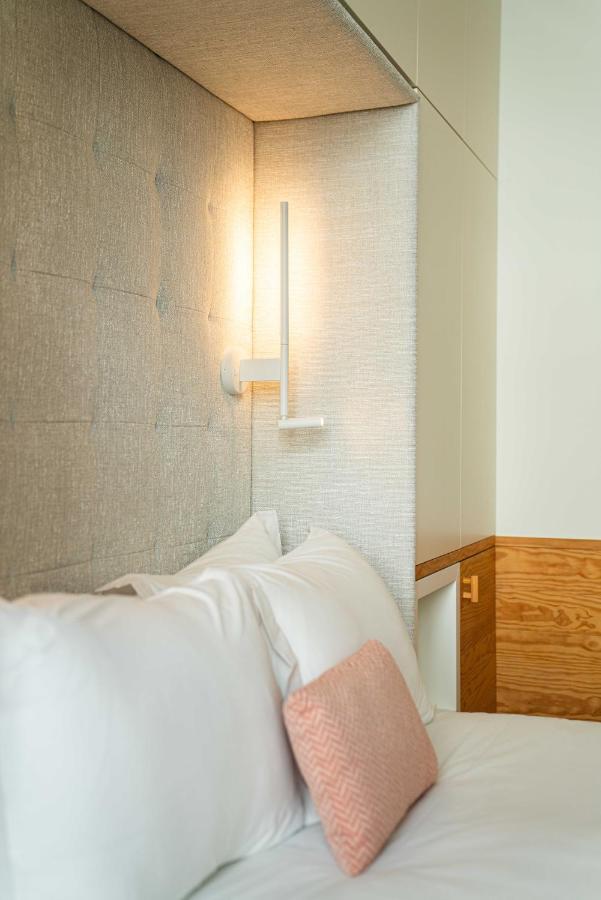 Joivy Elegant Apt Near Beach & City Centre Apartment