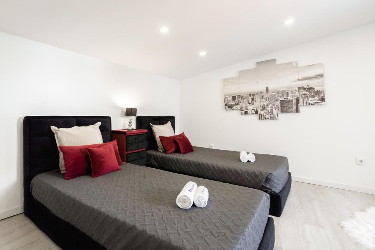 Host Wise - Spacious Noble Ace Location Apartment Porto