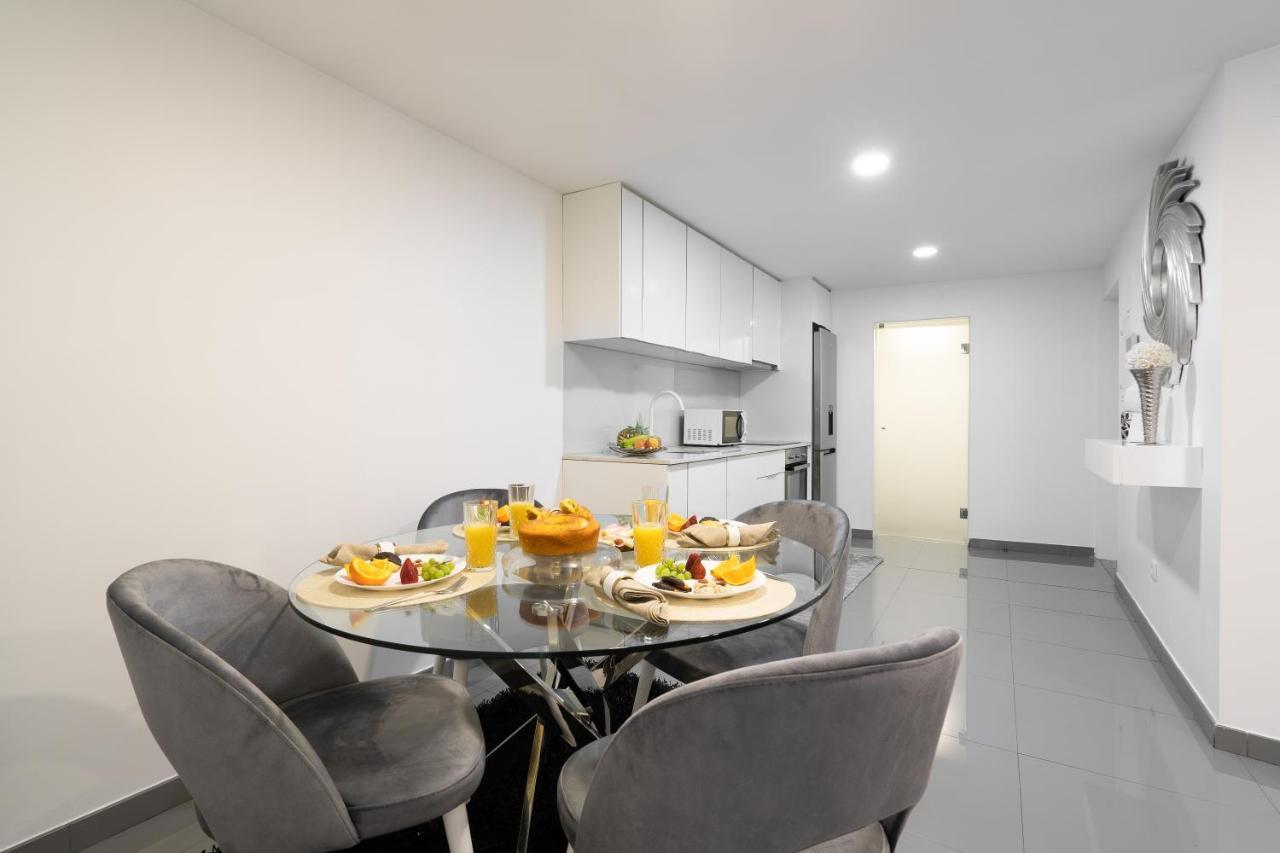 Host Wise - Spacious Noble Ace Location Apartment *