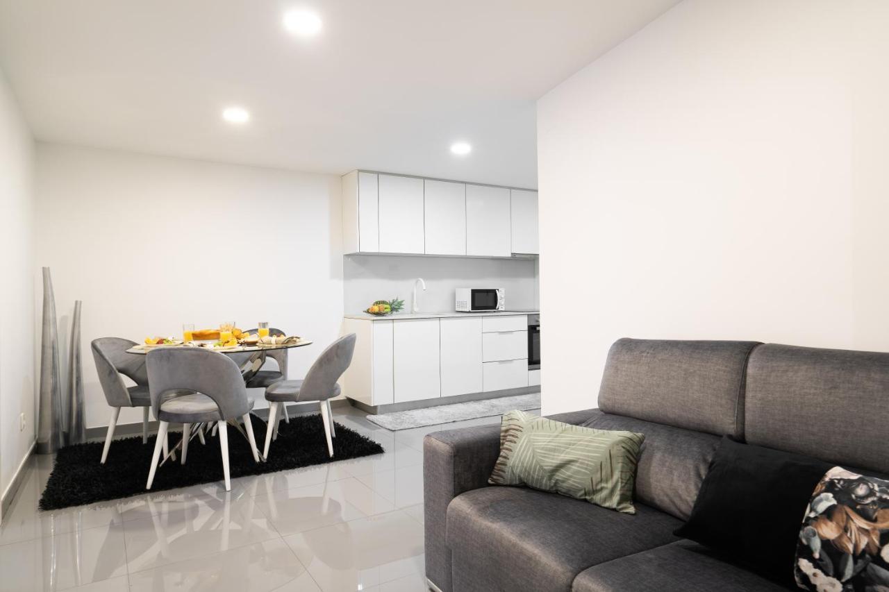 Host Wise - Spacious Noble Ace Location * Porto