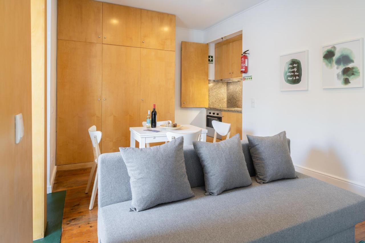 Host Wise - Modern With Terrace - Walk Everywhere *