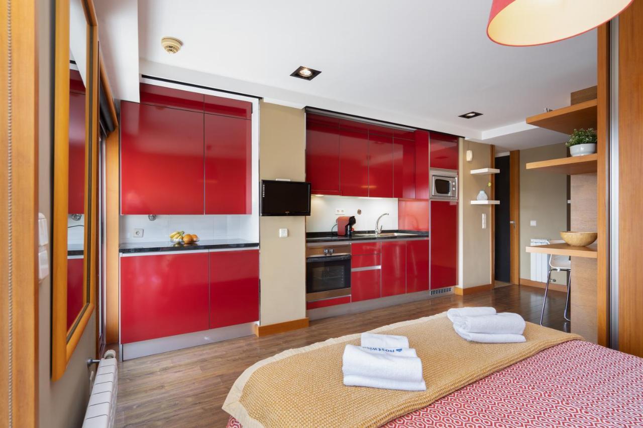 Host Wise - Bright Fresh Flat With Garage - Marques *