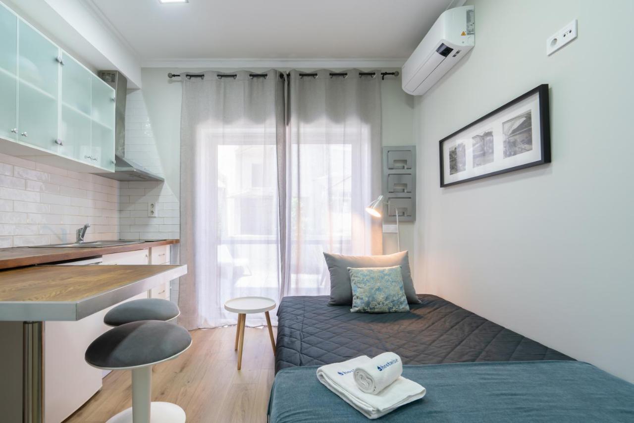Modern Flats With Stunning Terrace Or Balcony - Location Porto