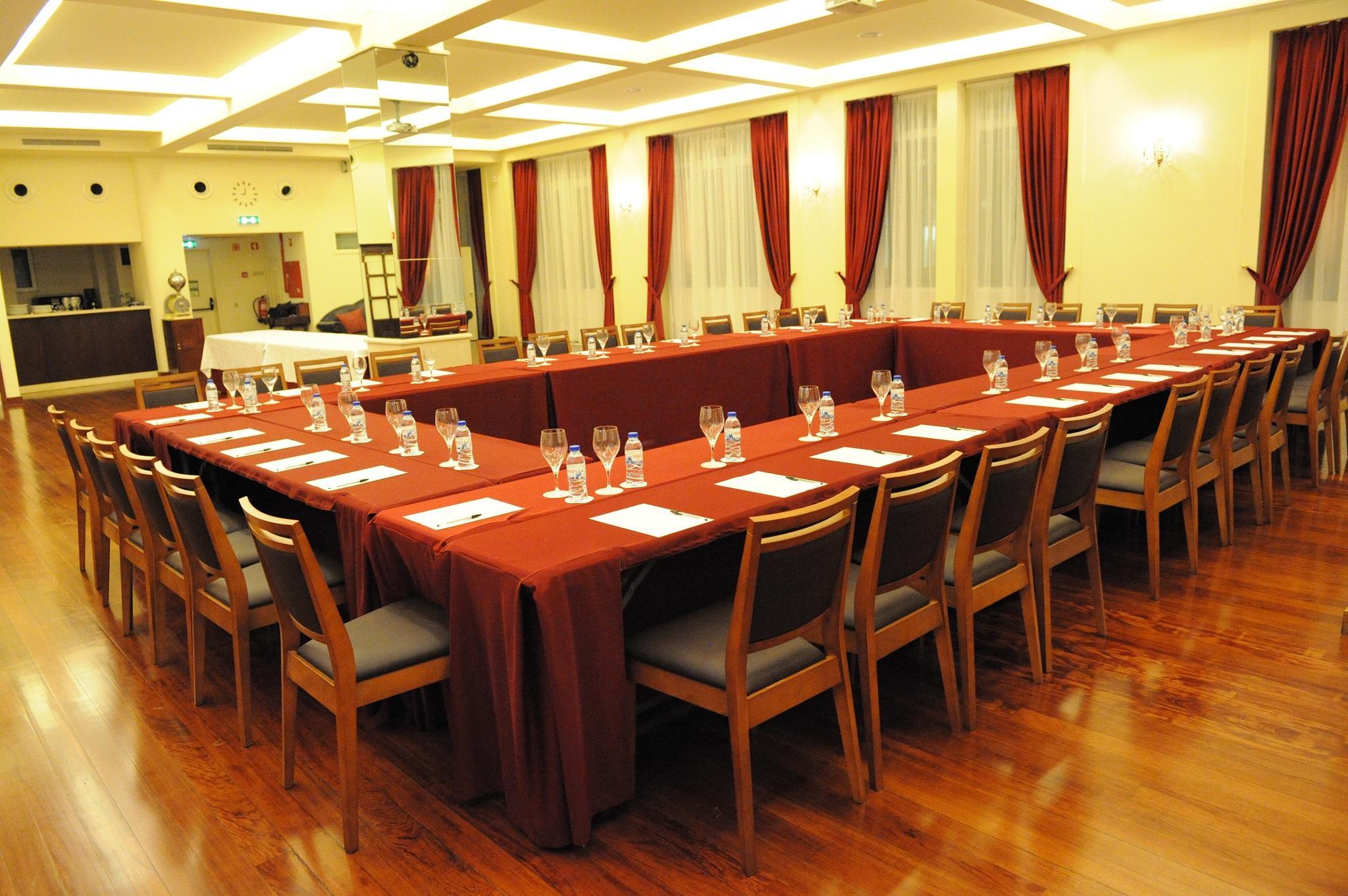 Aliados 3*