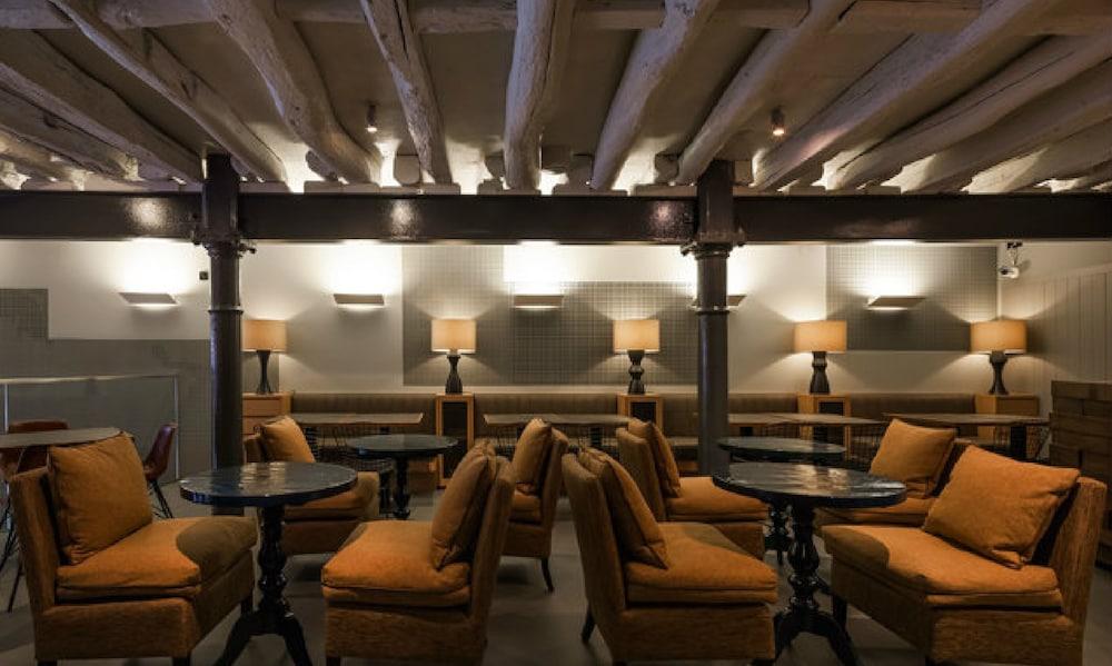 Descobertas Boutique By Aspasios 4*