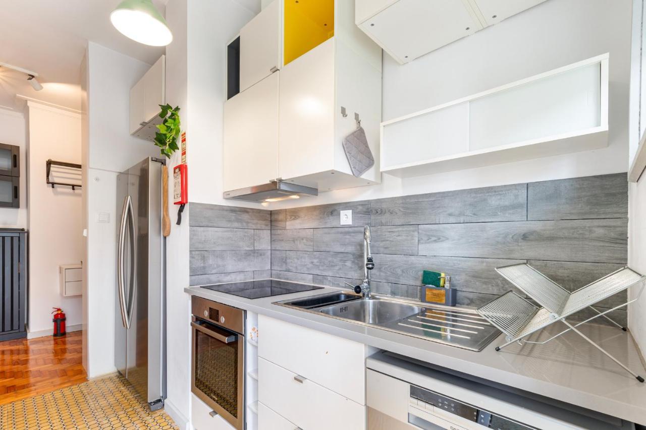 Stone - By Guest Apartment