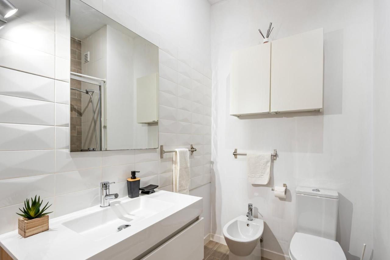 Stone - By Guest Apartment *