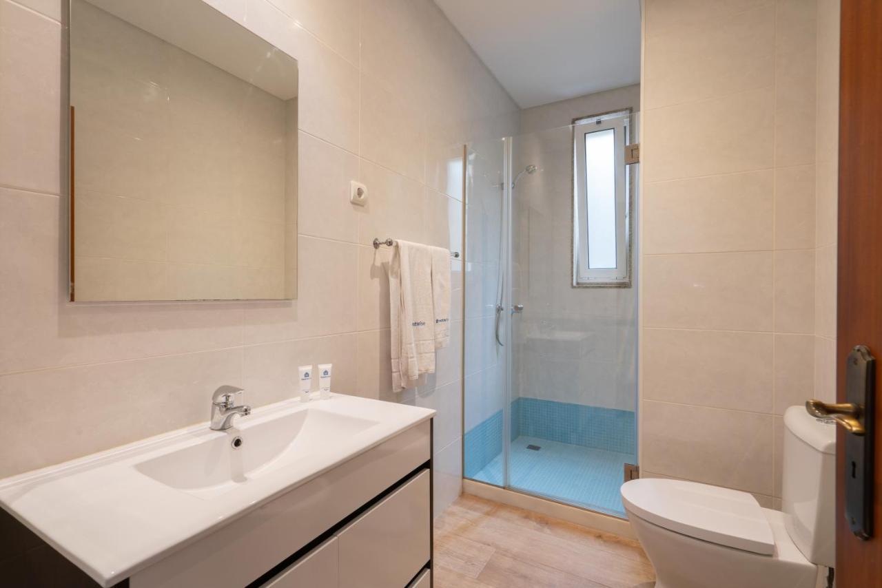 Host Wise - Classy Amazing Flats Apartment *