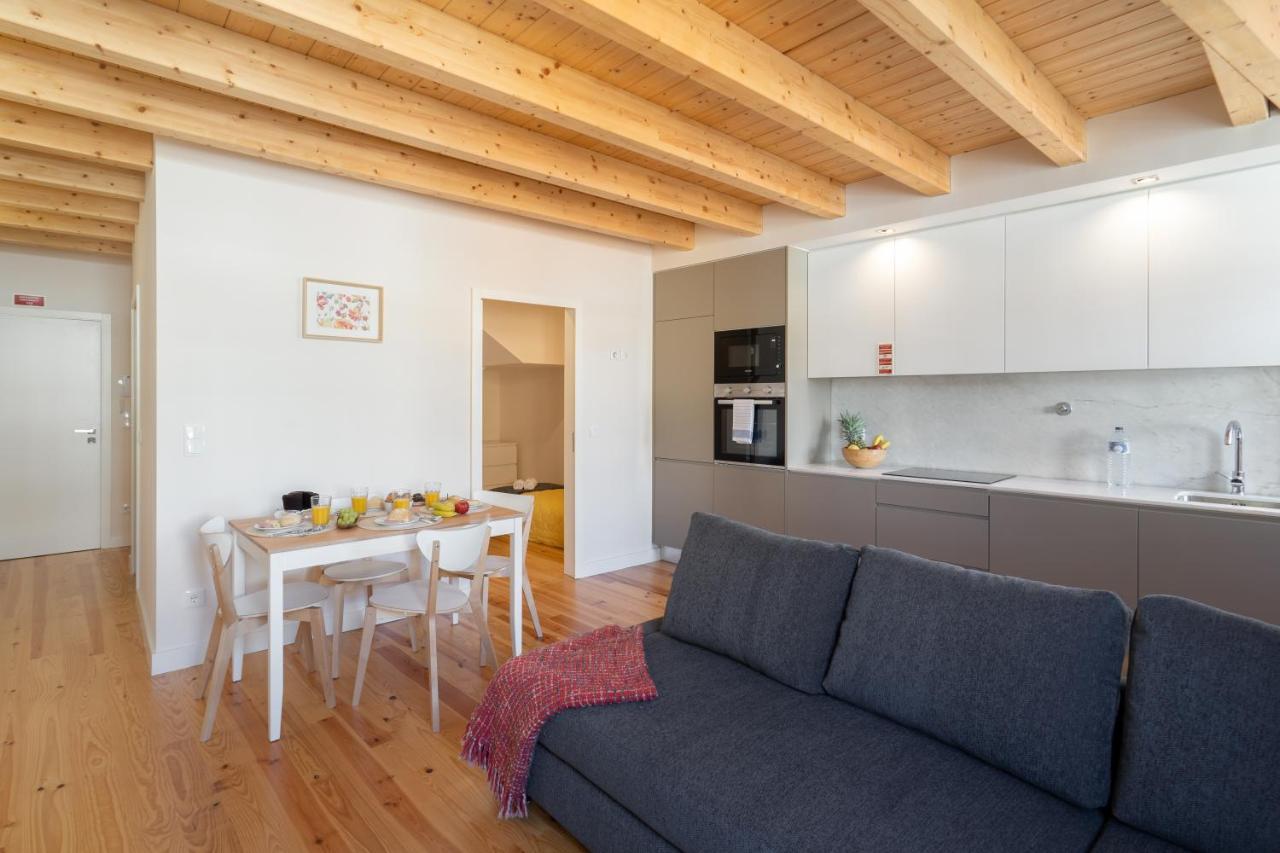 Host Wise - Lovely & Cozy Duplex Flat Apartment *