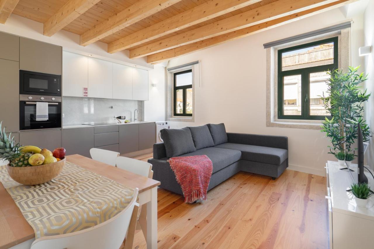 Host Wise - Lovely & Cozy Duplex Flat Apartment *