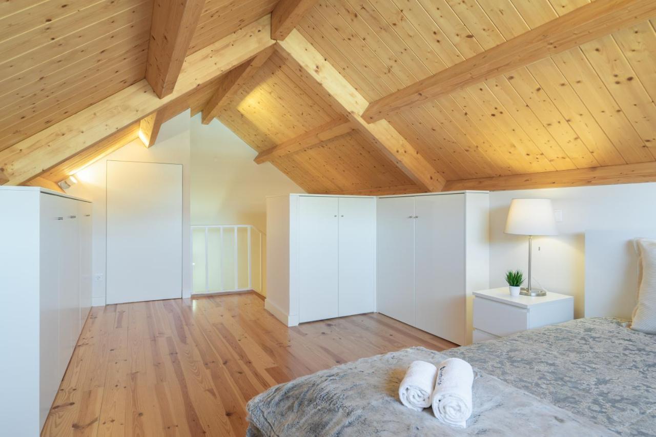 Host Wise - Lovely & Cozy Duplex Flat Apartment Porto