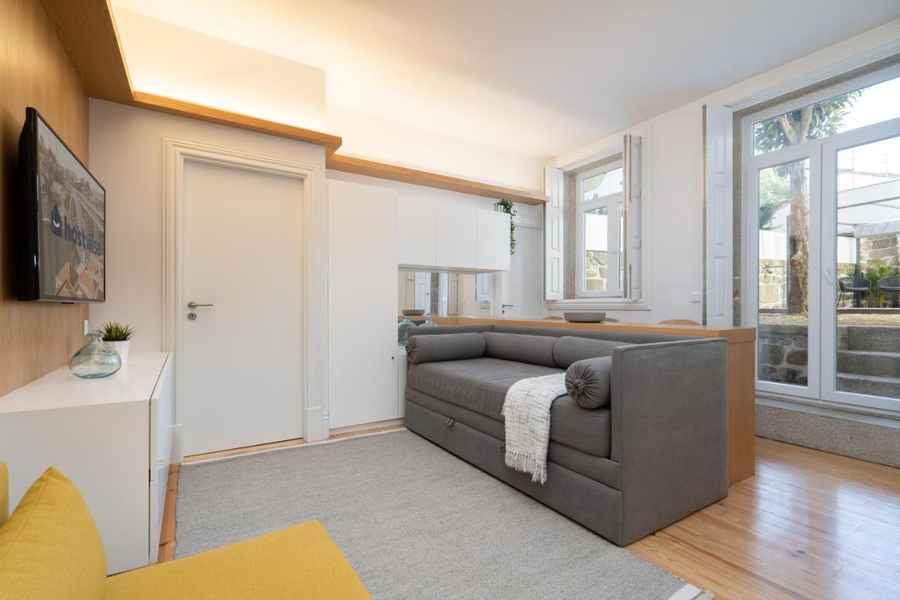 Host Wise - Refreshing Cozy Flat - Garden & Terrace Apartment *
