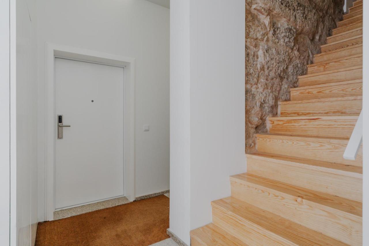 Charming Central Studio With Ac, Next To Metro Station * Porto