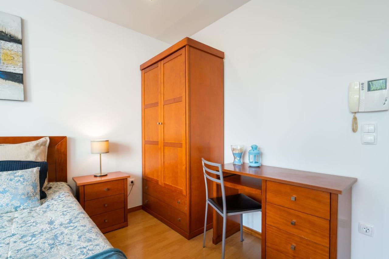 Host Wise - Bright Quiet Flats - Prime Location Apartment