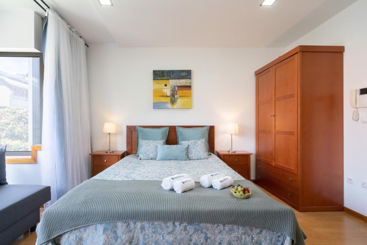 Host Wise - Bright Quiet Flats - Prime Location *
