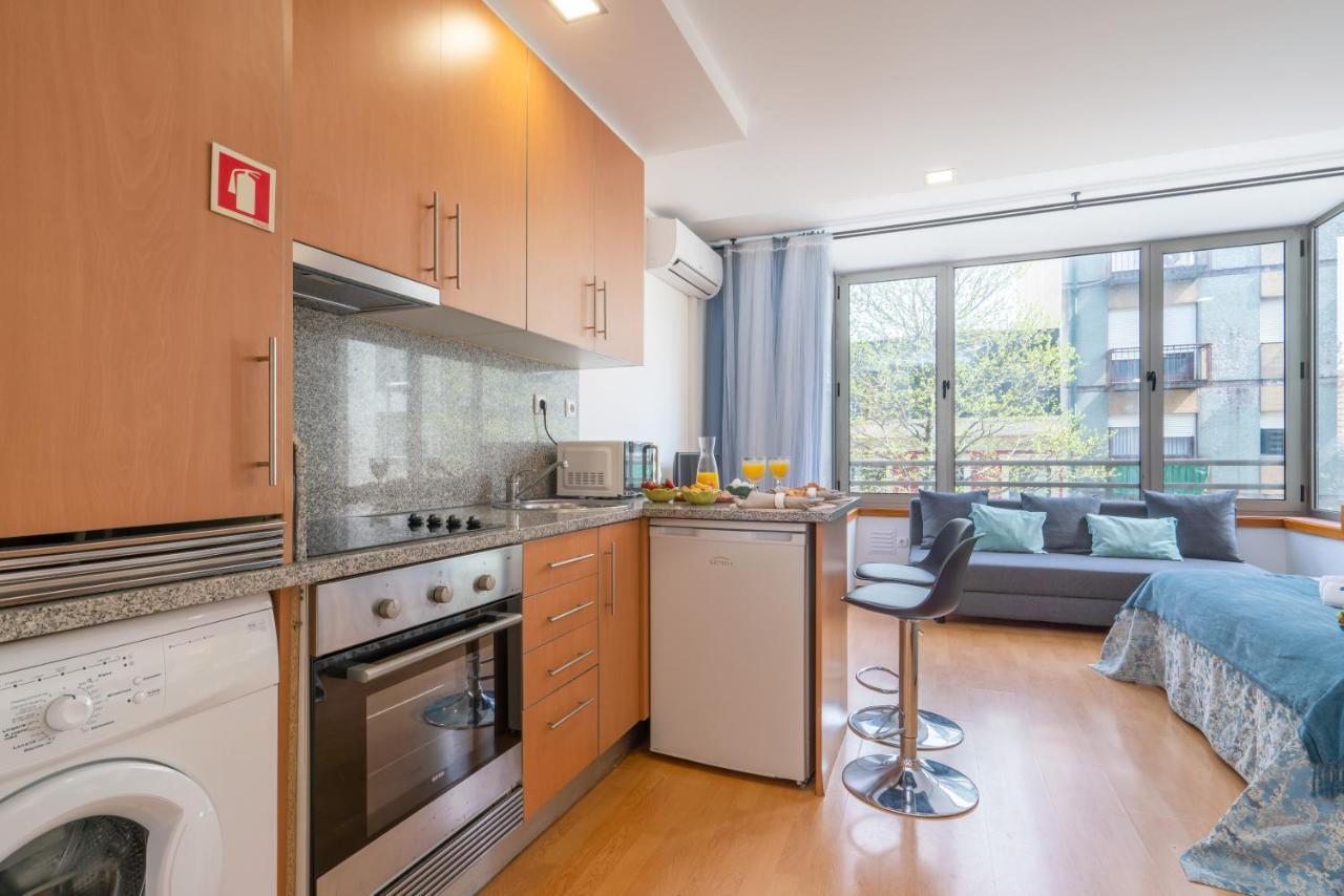 Host Wise - Bright Quiet Flats - Prime Location Apartment