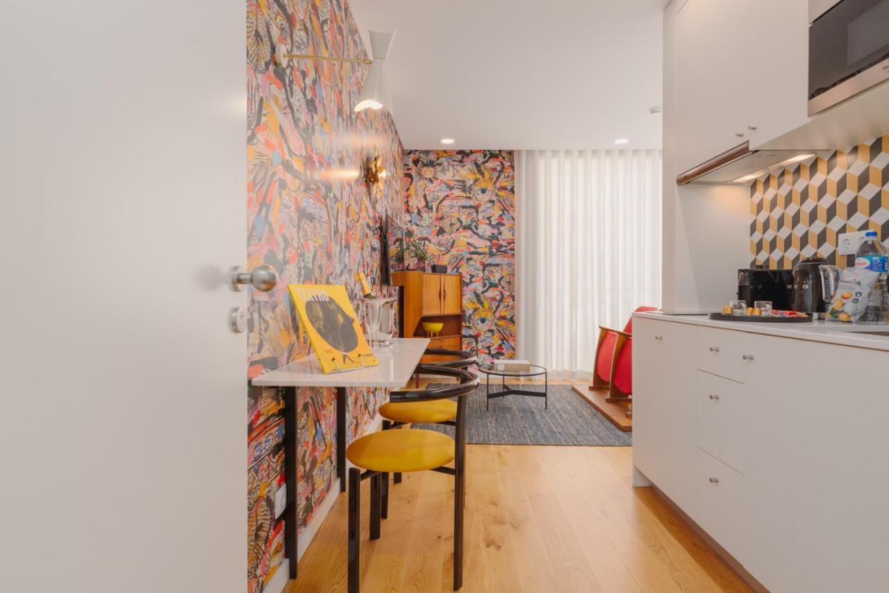 Apartment Theater *